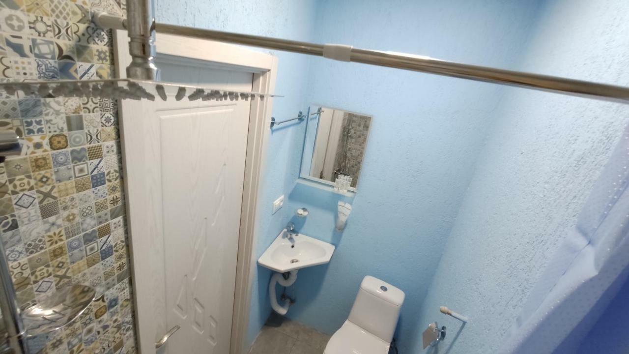 Гостевой дом Истити Кутаиси Экстерьер фото